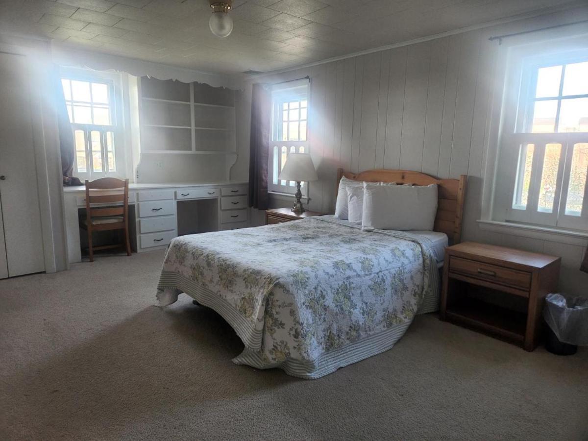 Spruce Lane Lodge And Cottages Smoketown  Bagian luar foto