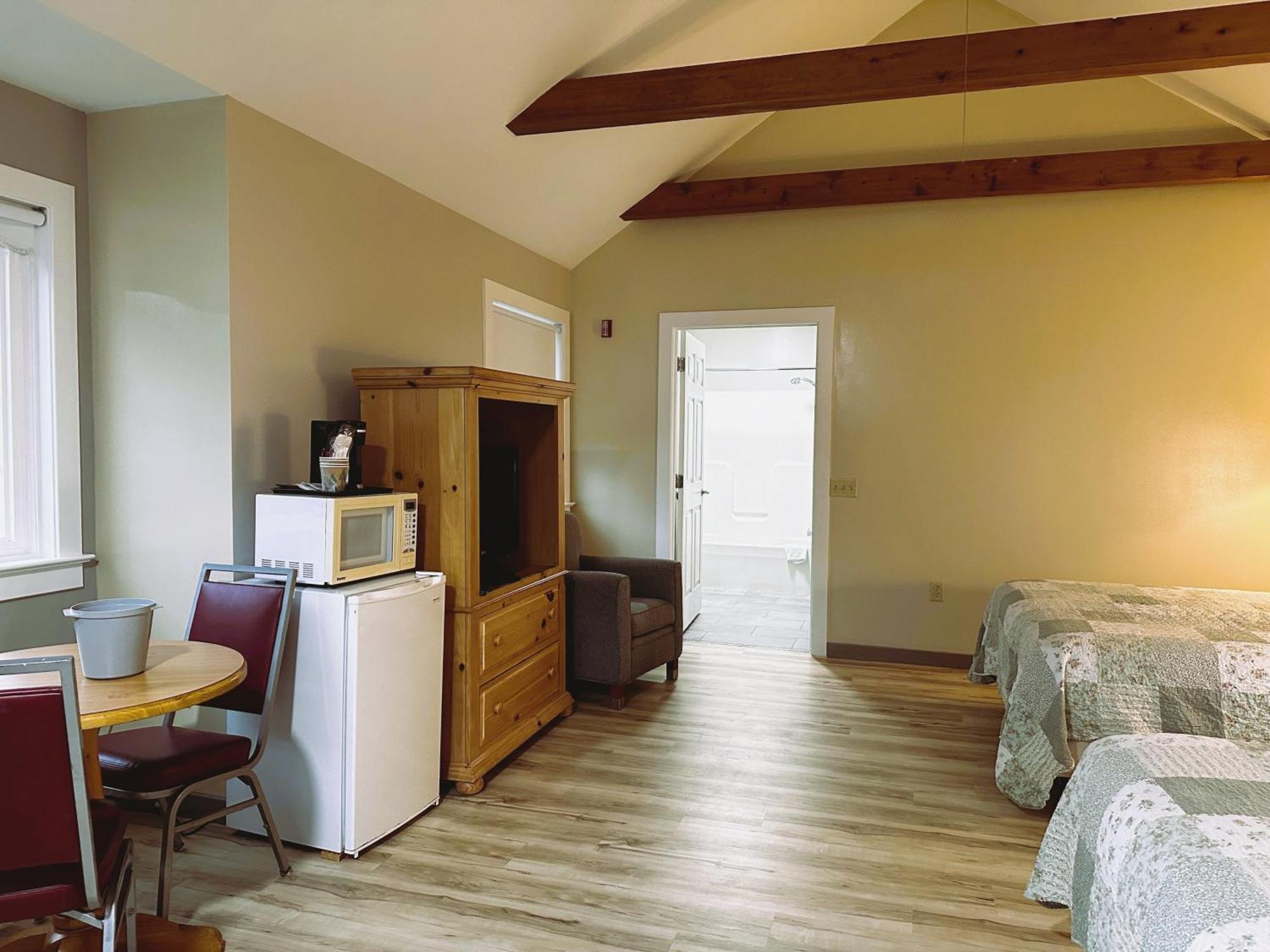 Spruce Lane Lodge And Cottages Smoketown  Bagian luar foto
