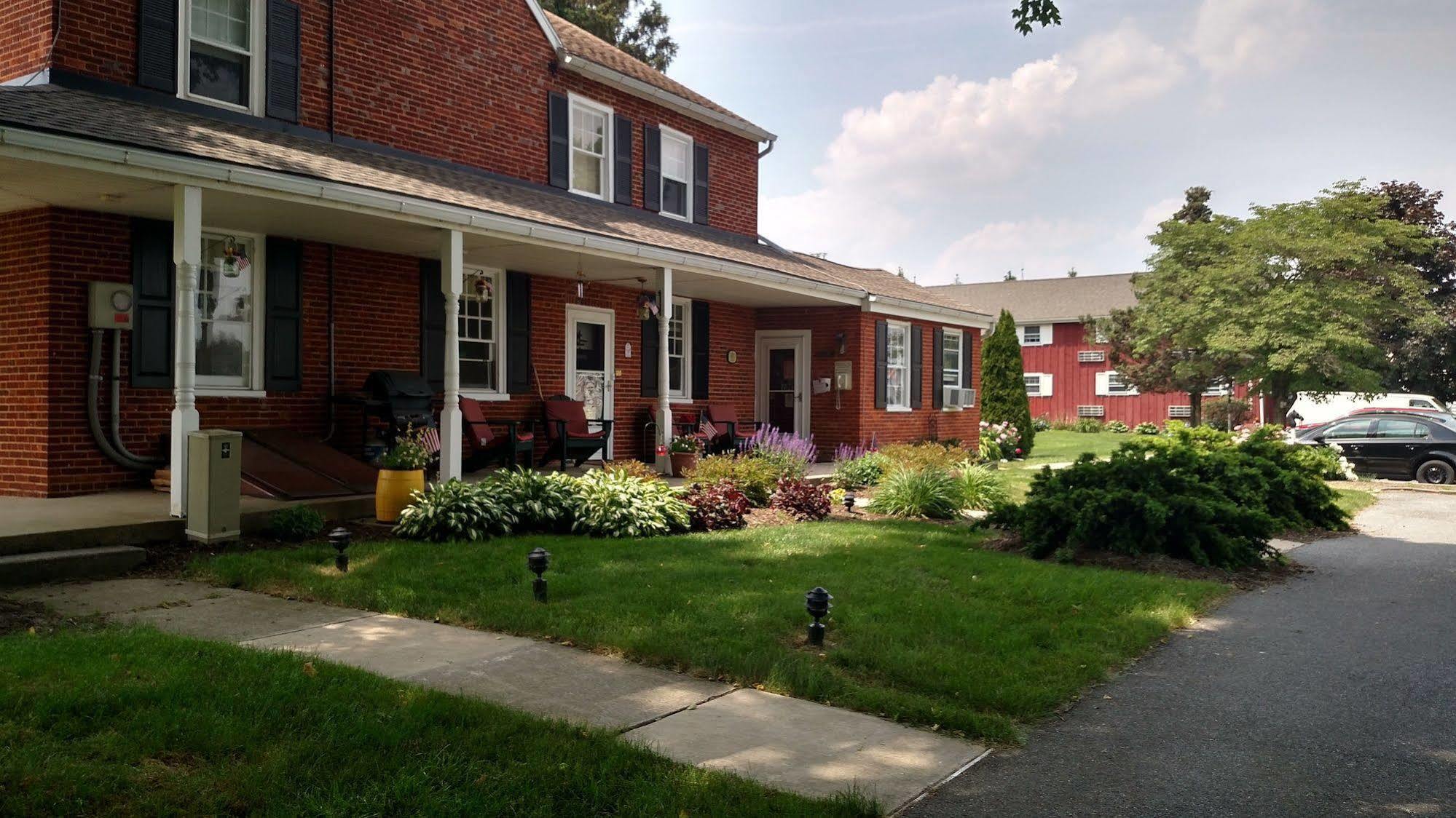 Spruce Lane Lodge And Cottages Smoketown  Bagian luar foto