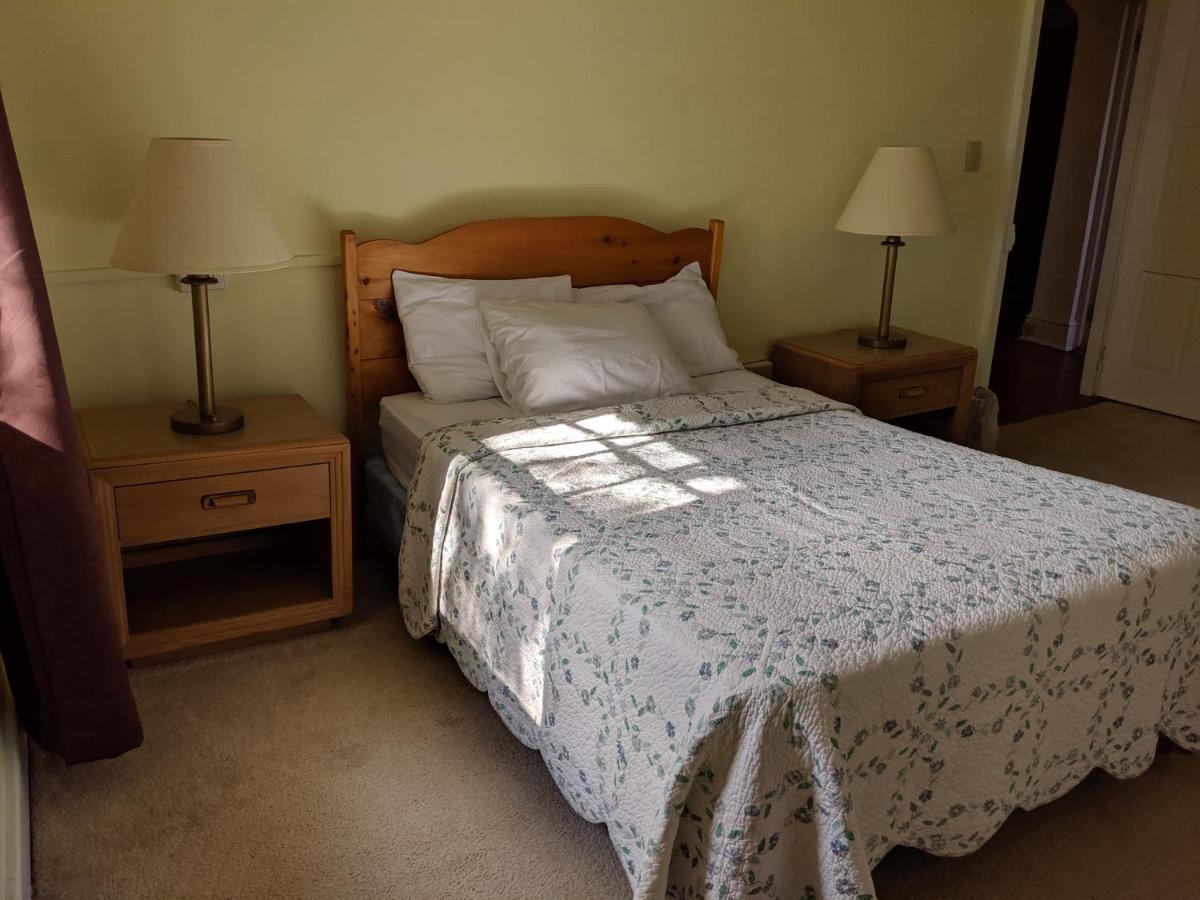 Spruce Lane Lodge And Cottages Smoketown  Bagian luar foto